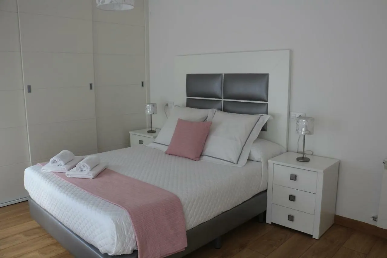 Apartamentos Homelife Roca Tarpeya 아파트 톨레도